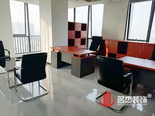 办公室蜜桃一区二区精品.jpg