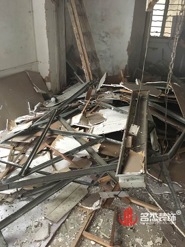 办公室蜜桃一区二区精品施工现场.jpg