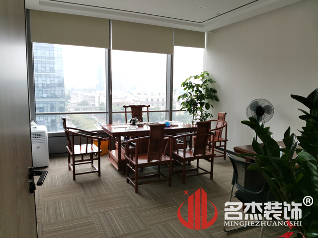 办公室蜜桃一区二区精品